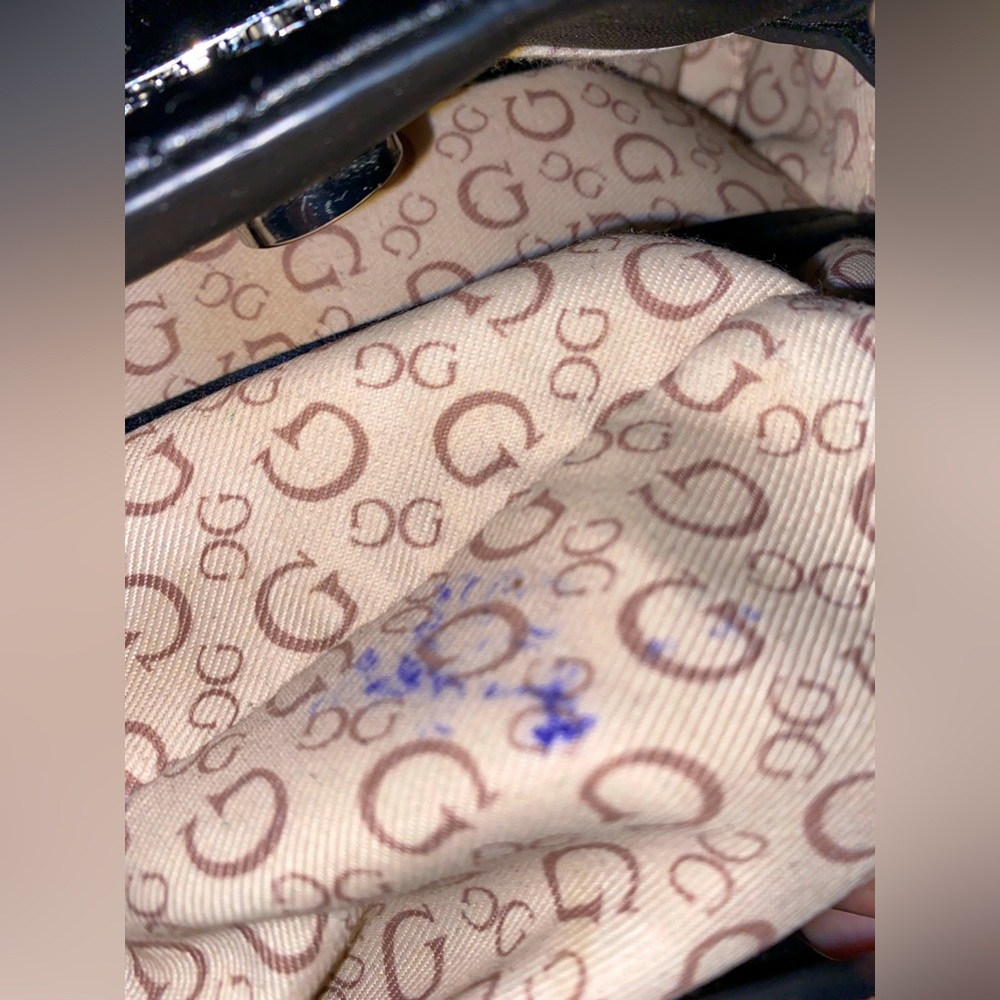 Guess Handbag - Picture 4 of 6